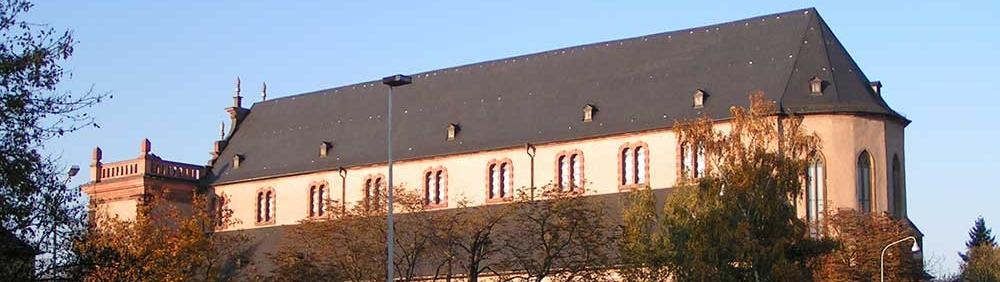 Abteikirche von der Straße 'An der Reichsabtei'